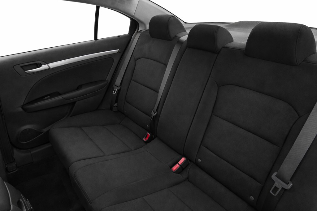 Photo 7 of this SATURN AURA