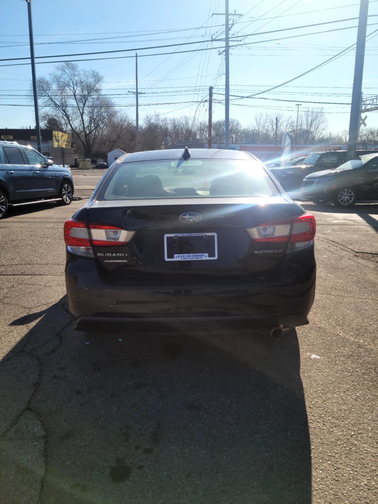 Photo 4 of this SUBARU IMPREZA