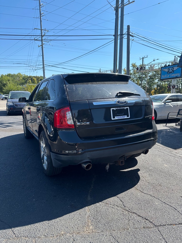 Photo 3 of this FORD EDGE