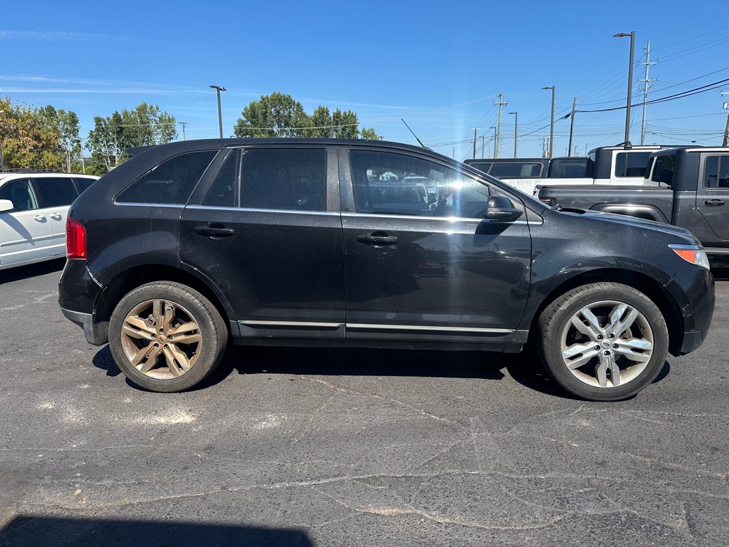 Photo 6 of this FORD EDGE
