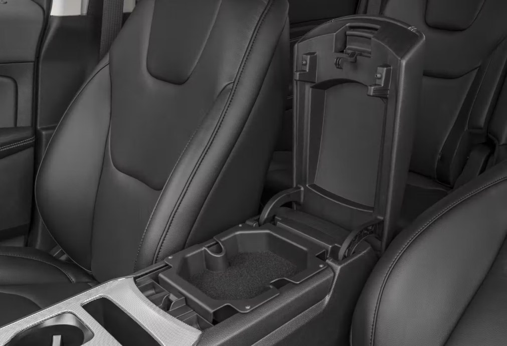 Photo 7 of this FORD EDGE