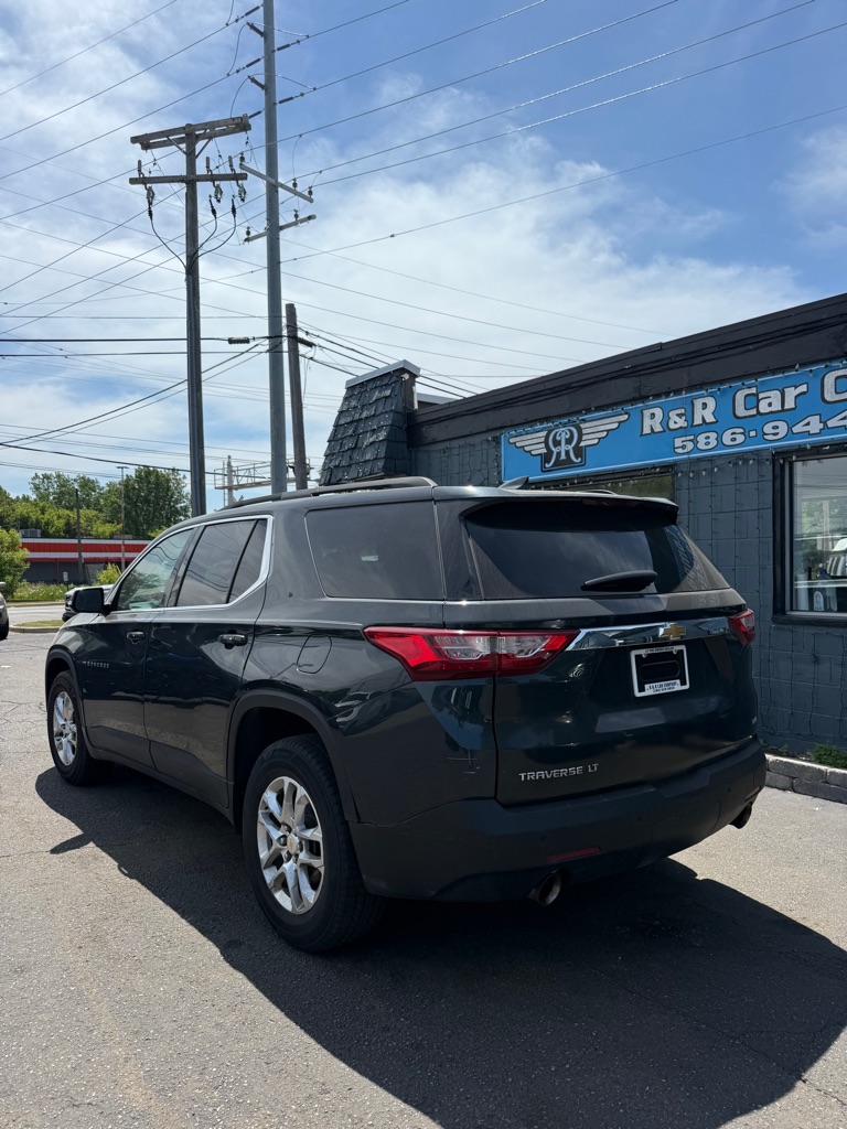 Photo 3 of this CHEVROLET TRAVERSE