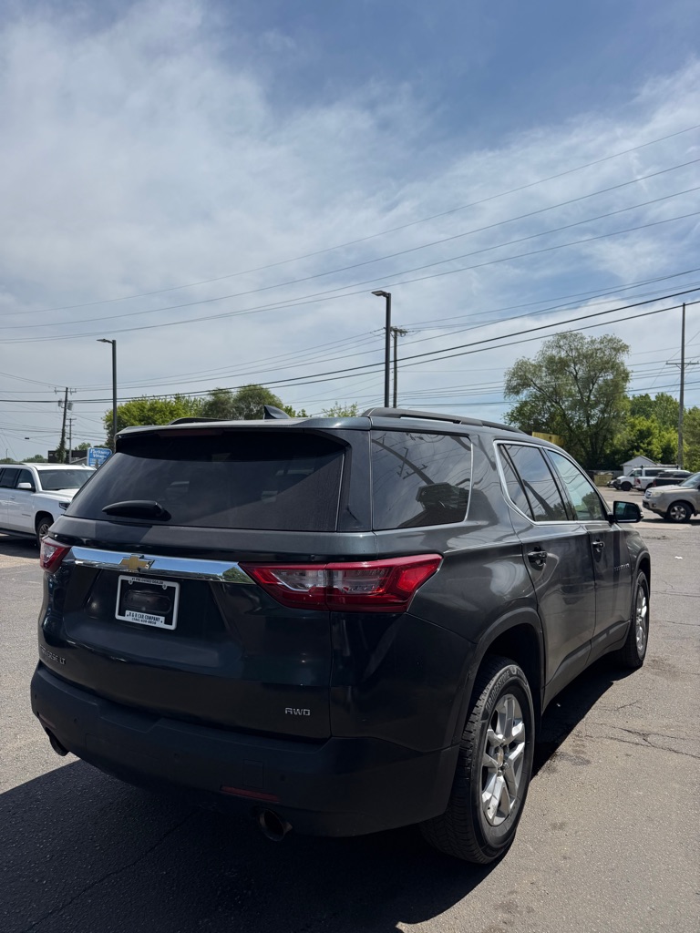 Photo 5 of this CHEVROLET TRAVERSE