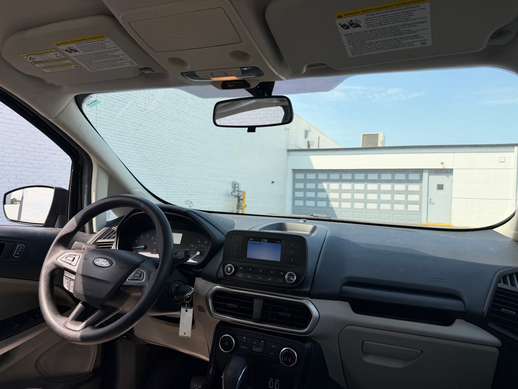 Photo 11 of this FORD ECOSPORT