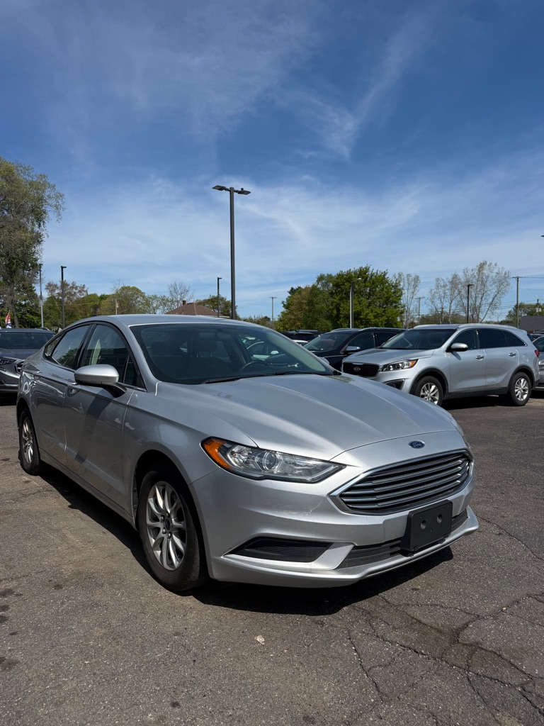 Photo 7 of this FORD FUSION