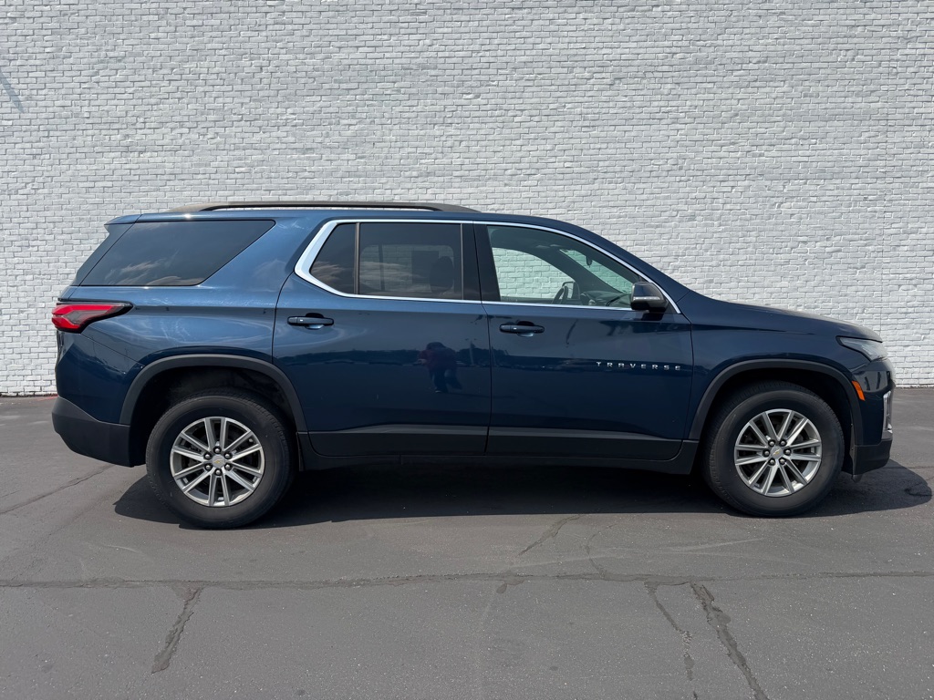 Photo 6 of this CHEVROLET TRAVERSE