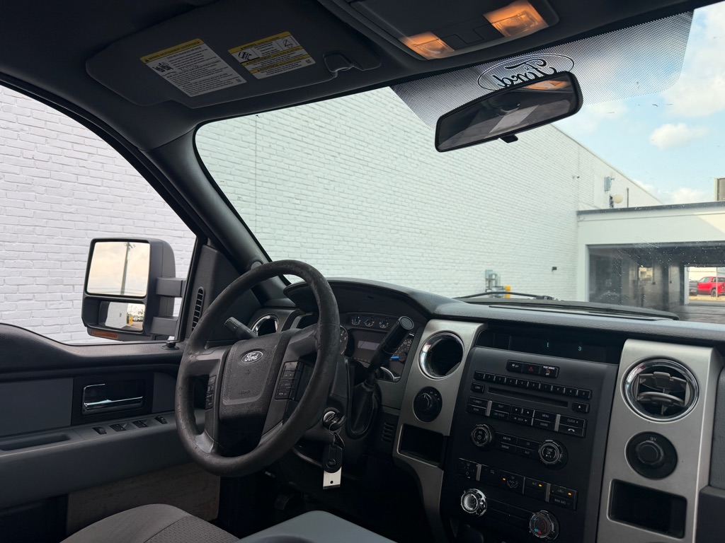 Photo 11 of this FORD F150