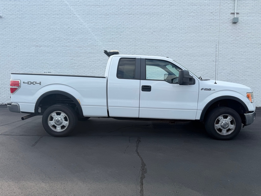 Photo 6 of this FORD F150