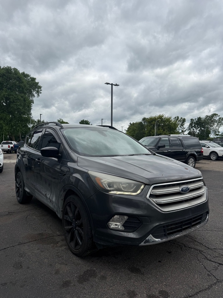 Photo 7 of this FORD ESCAPE