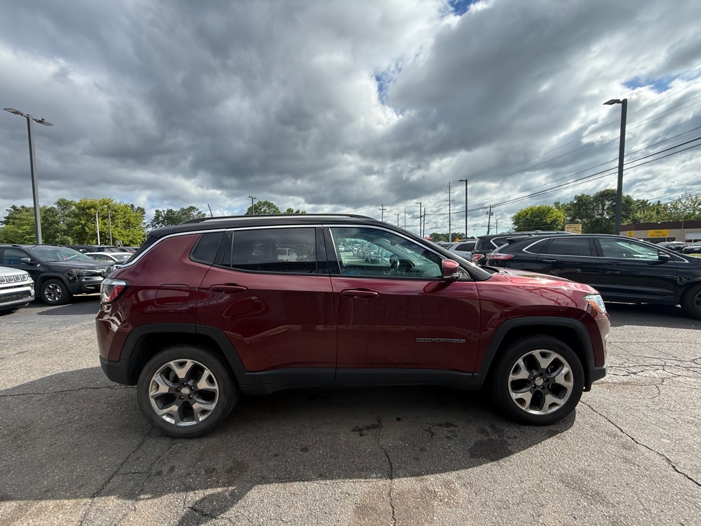 Photo 6 of this JEEP COMPASS