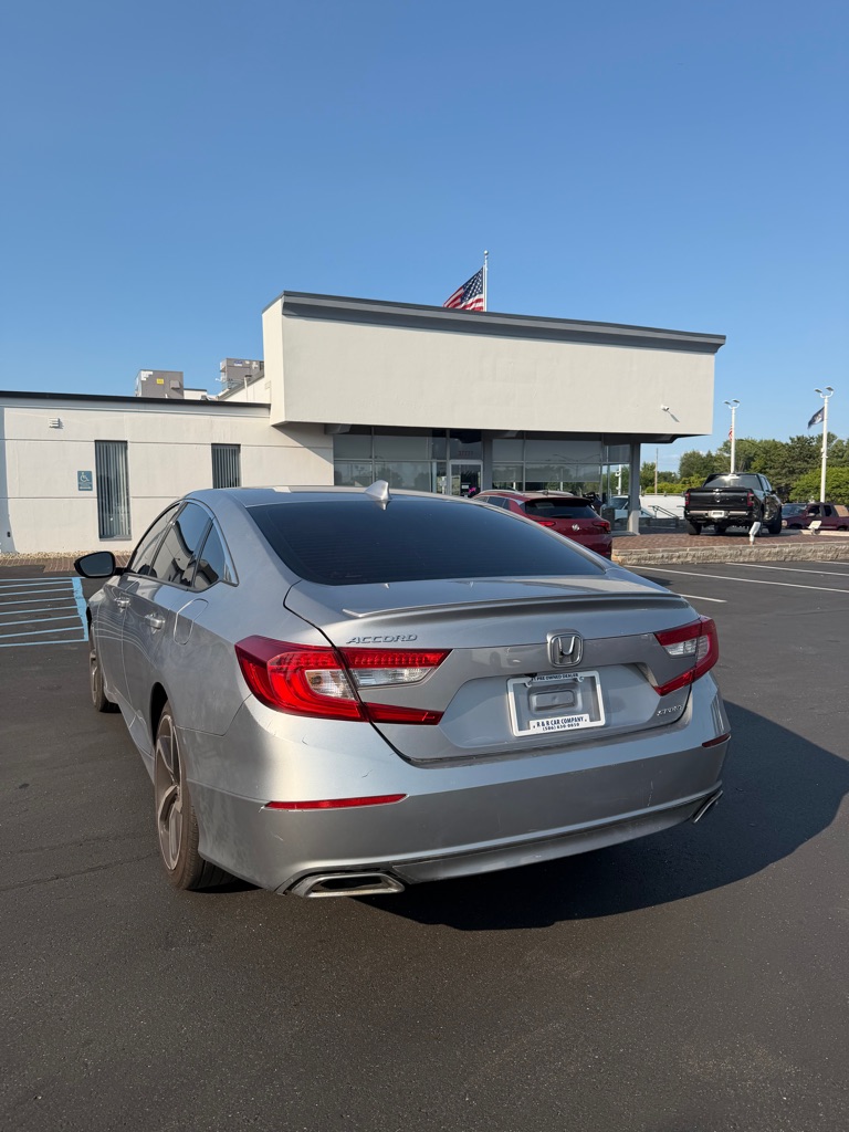 Photo 3 of this HONDA ACCORD