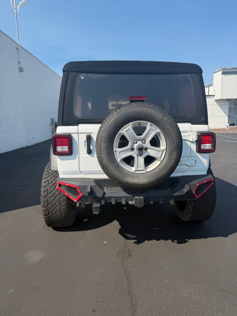 Photo 4 of this JEEP WRANGLER UNLIMI