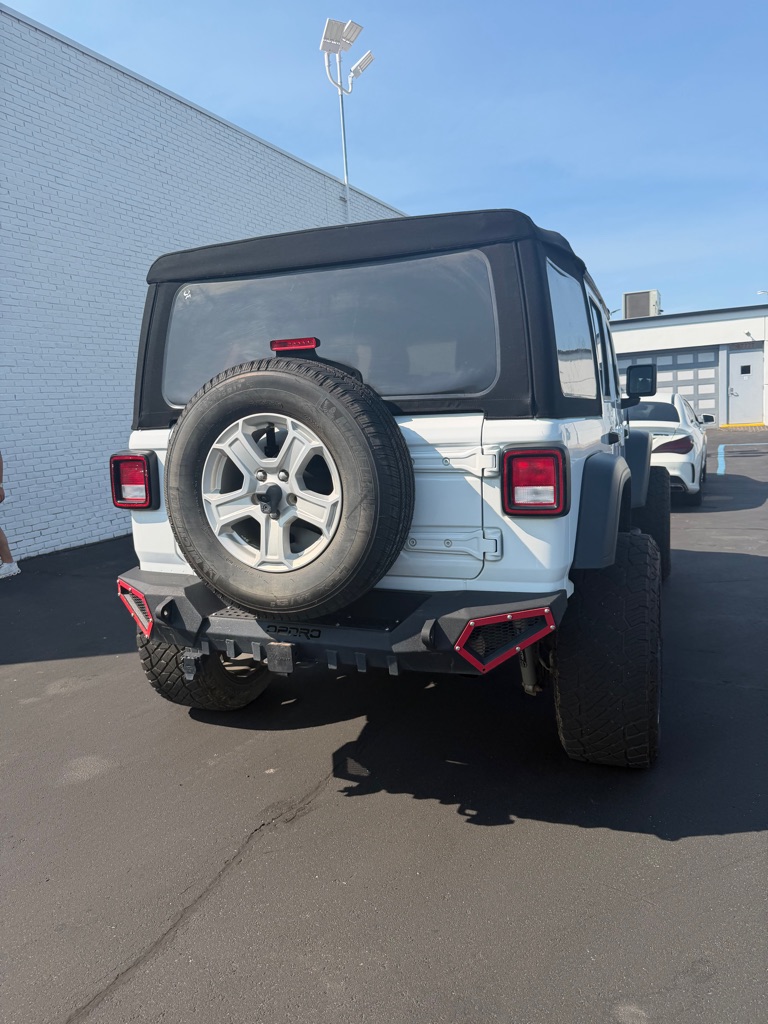 Photo 5 of this JEEP WRANGLER UNLIMI