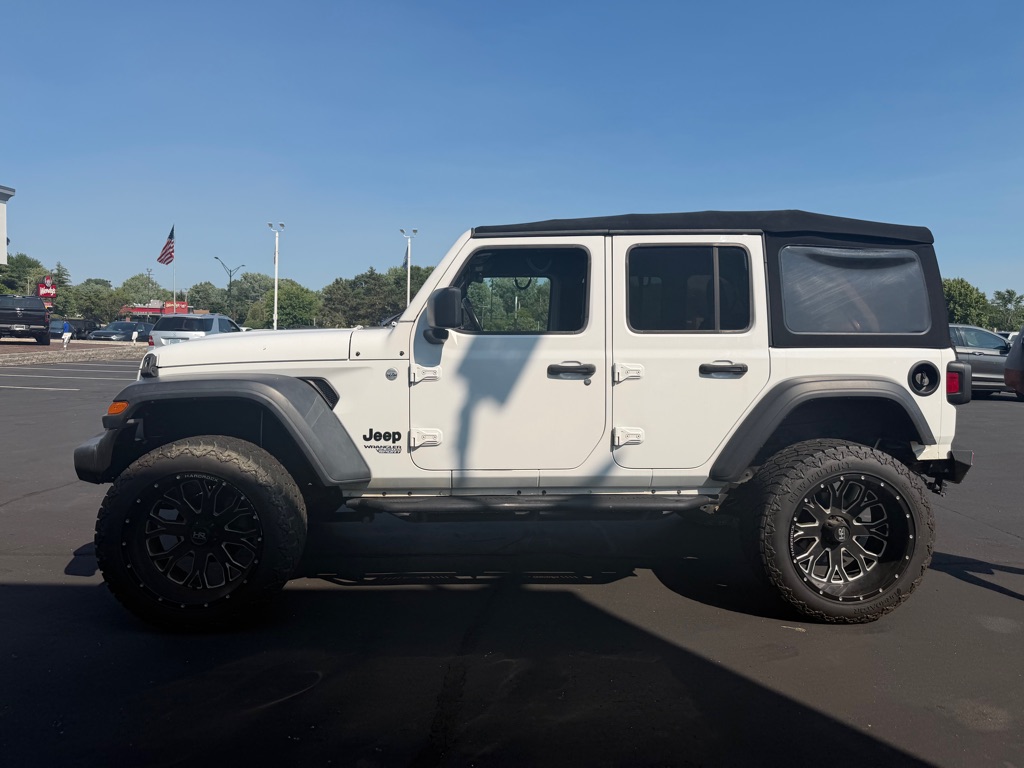 Photo 2 of this JEEP WRANGLER UNLIMI