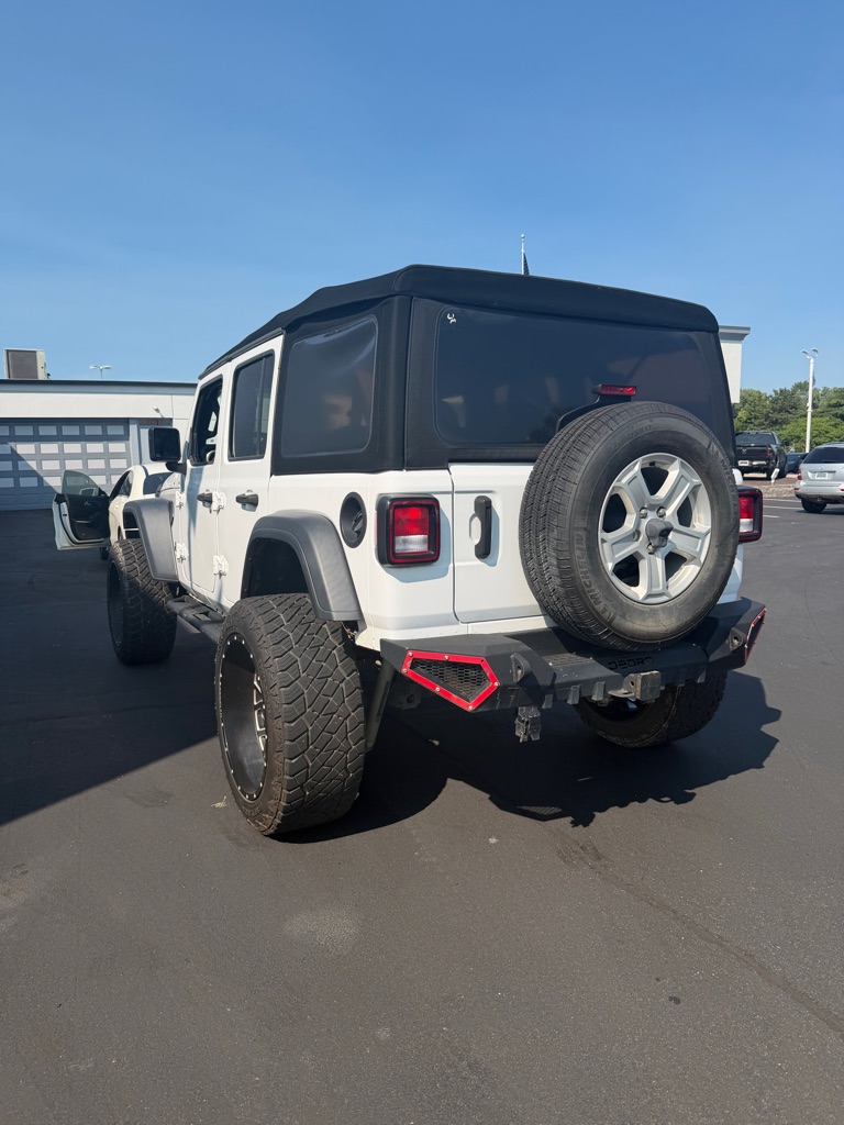 Photo 3 of this JEEP WRANGLER UNLIMI