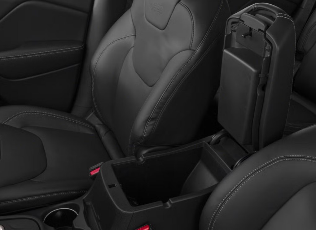 Photo 7 of this JEEP CHEROKEE