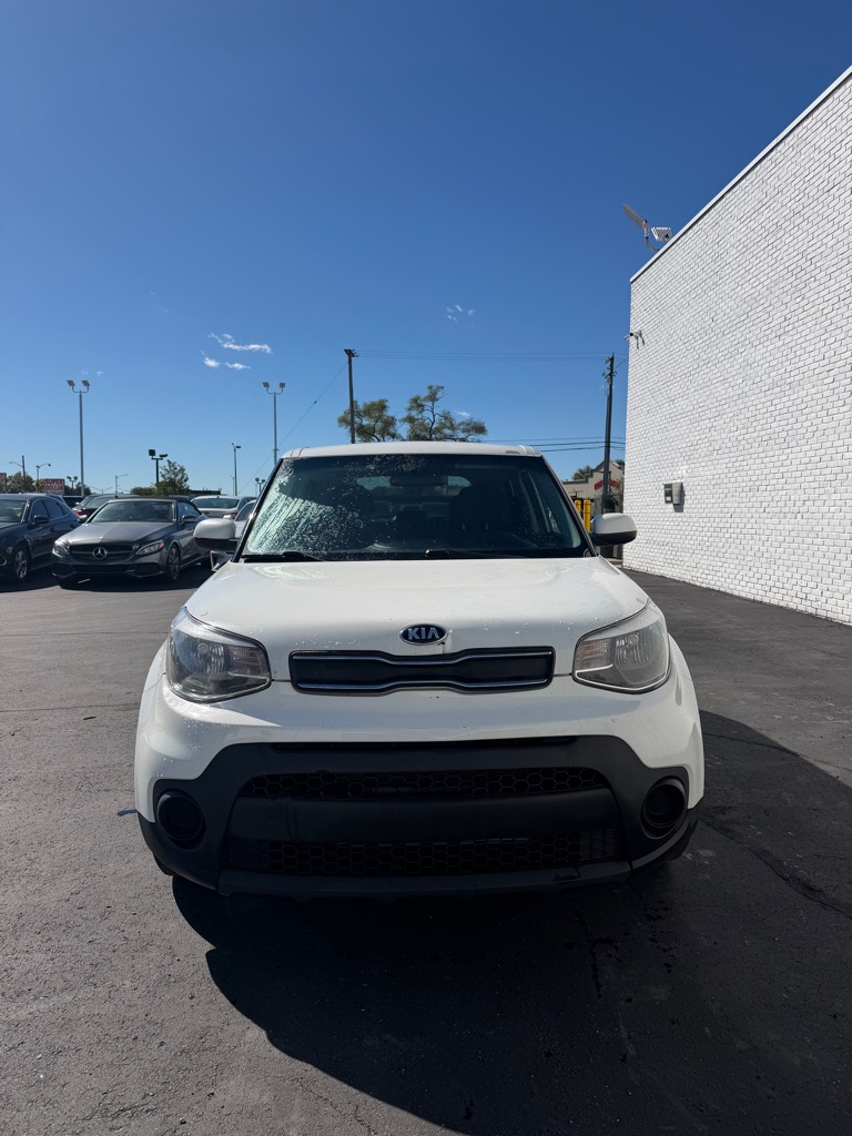 Photo 8 of this KIA SOUL