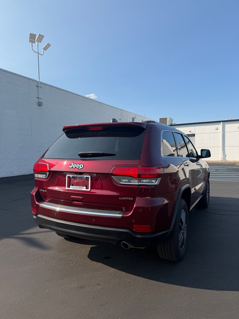 Photo 5 of this JEEP GRAND CHEROKEE