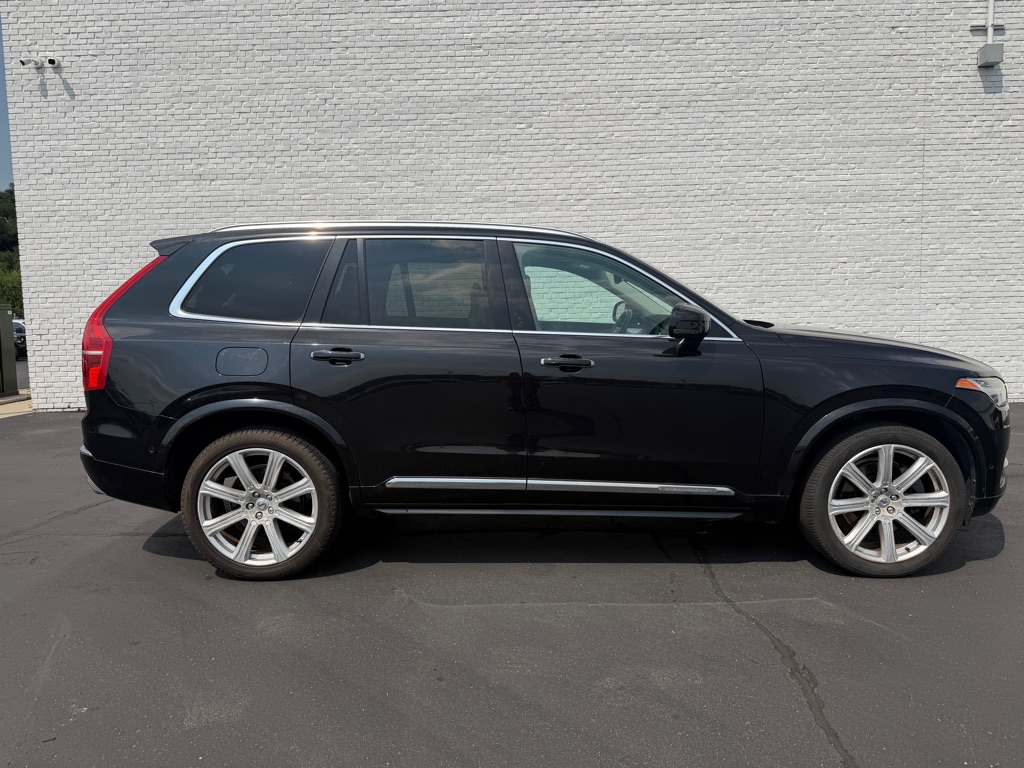 Photo 6 of this VOLVO XC90