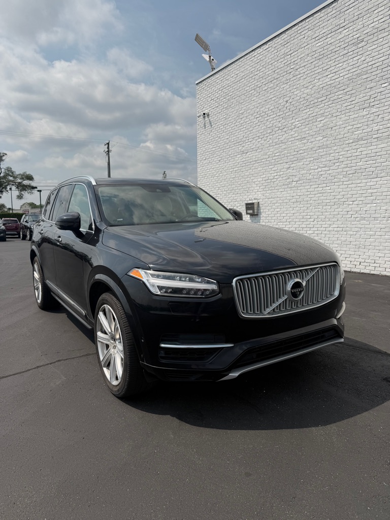 Photo 7 of this VOLVO XC90