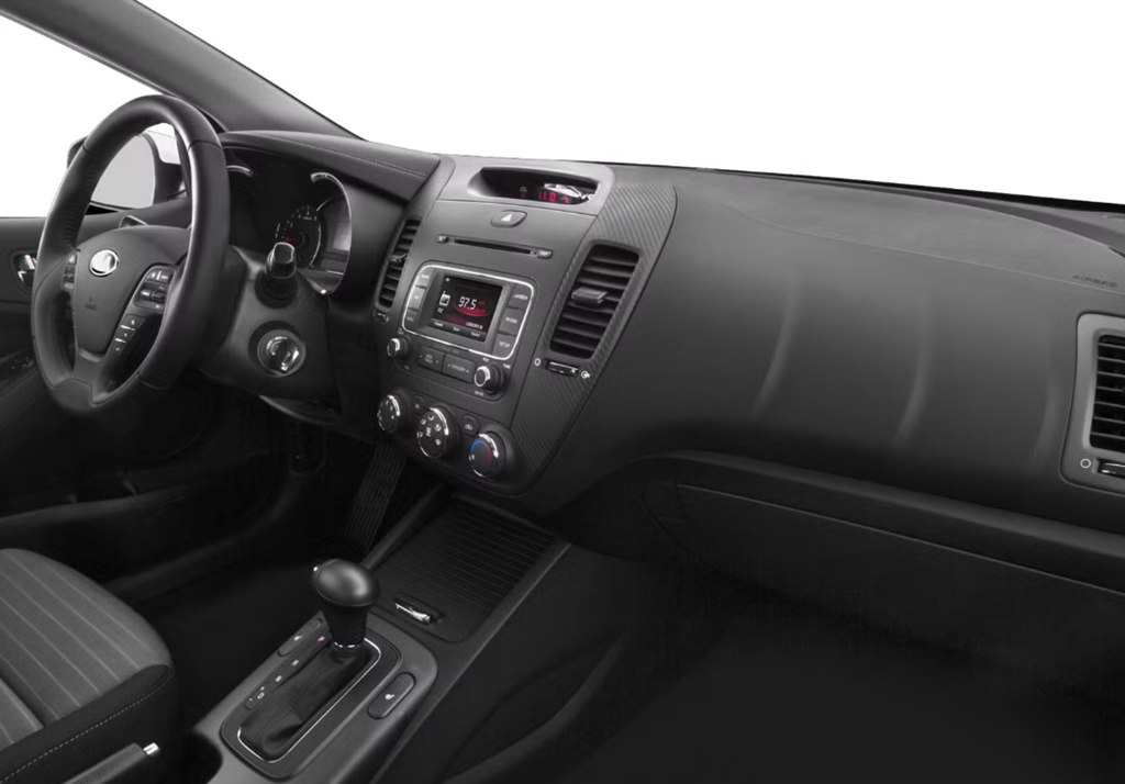 Photo 7 of this KIA FORTE KOUP