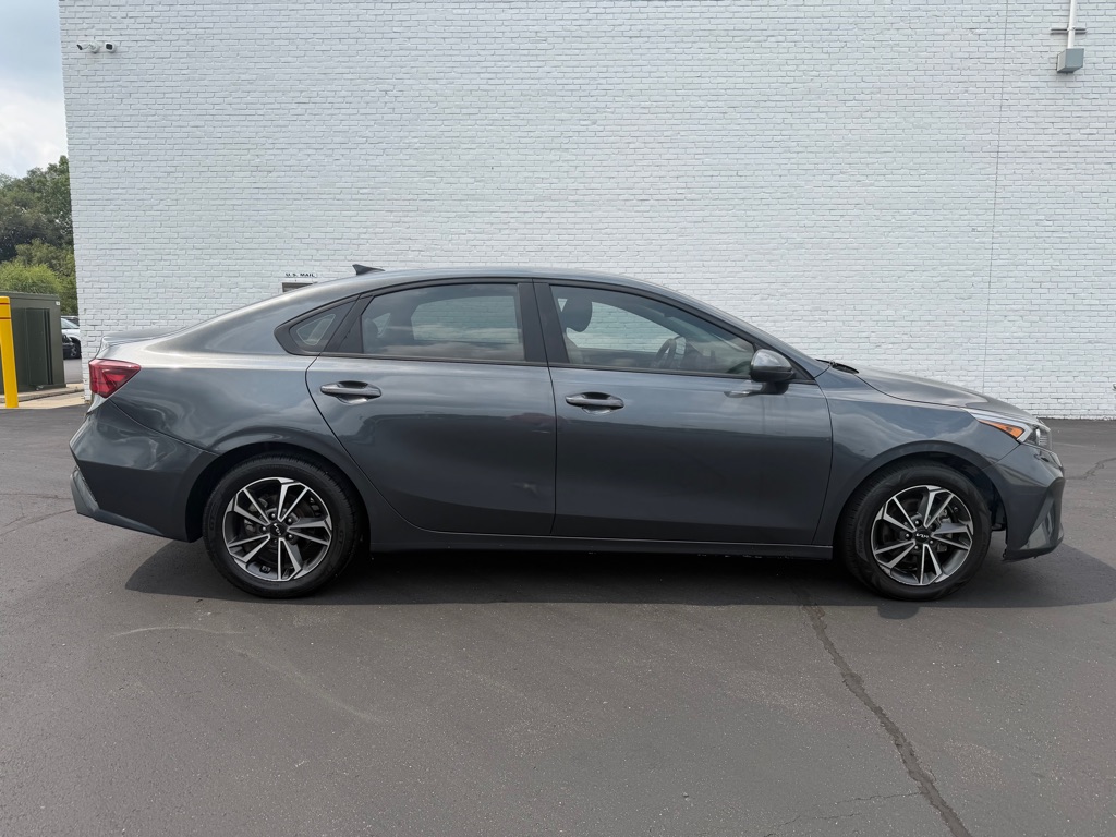 Photo 6 of this KIA FORTE