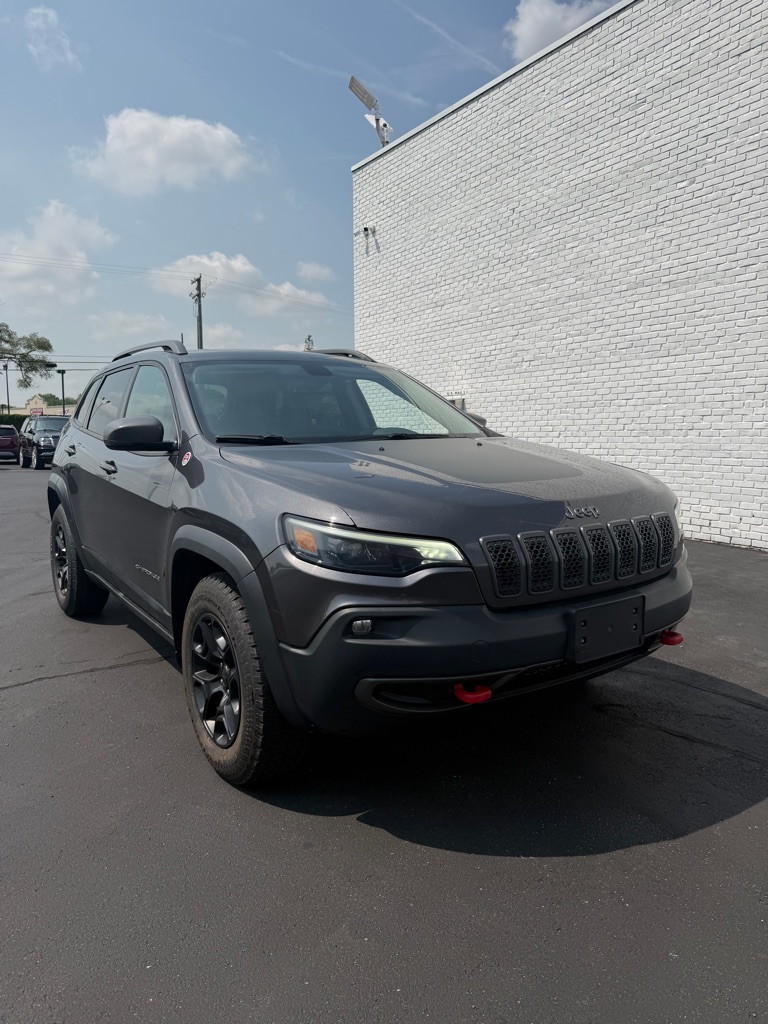 Photo 7 of this JEEP CHEROKEE