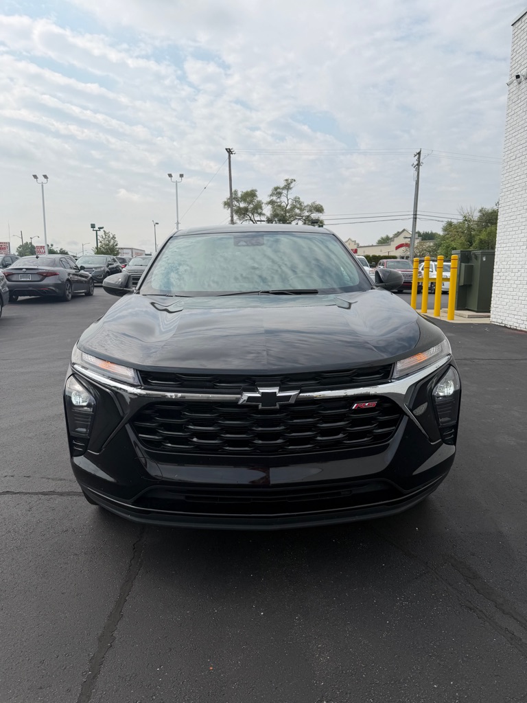 Photo 8 of this CHEVROLET TRAX