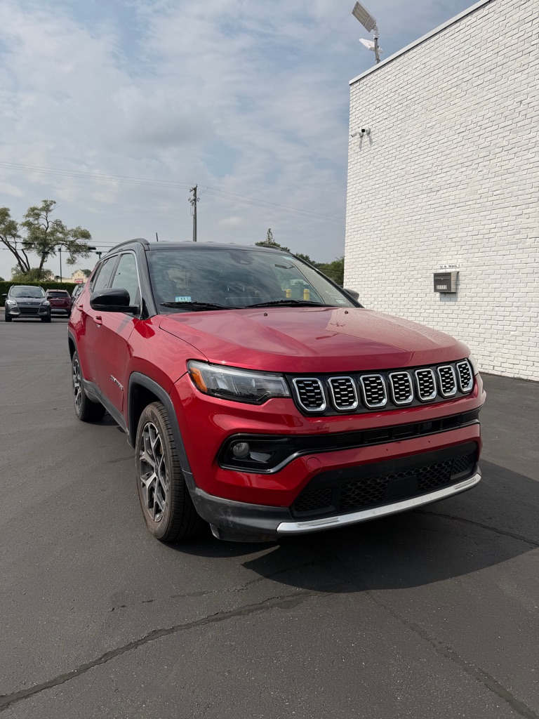 Photo 7 of this JEEP COMPASS