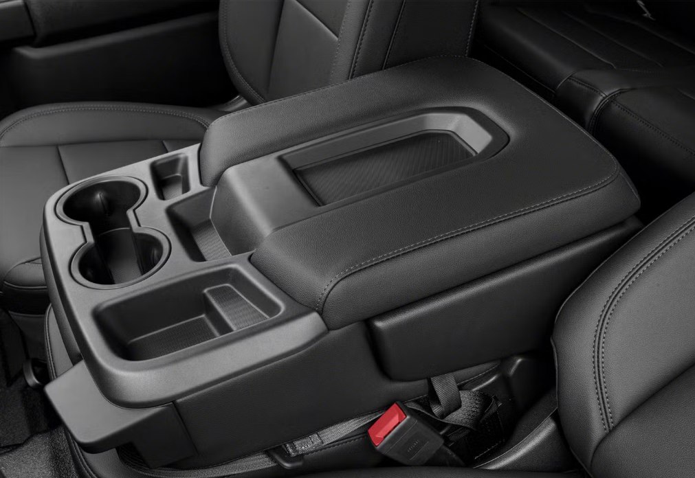 Photo 8 of this GMC SIERRA 1500 LIM
