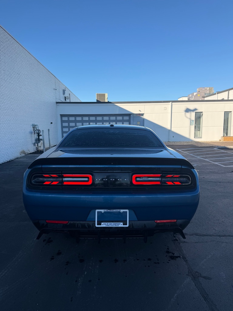Photo 4 of this DODGE CHALLENGER
