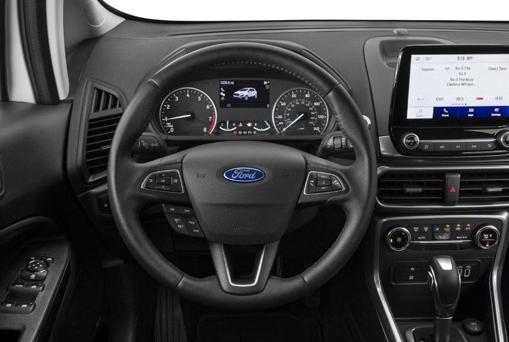 Photo 4 of this FORD ECOSPORT