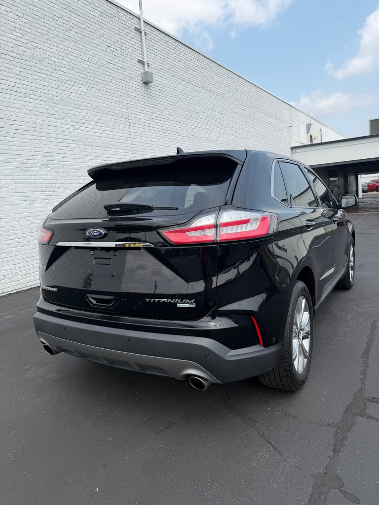 Photo 5 of this FORD EDGE