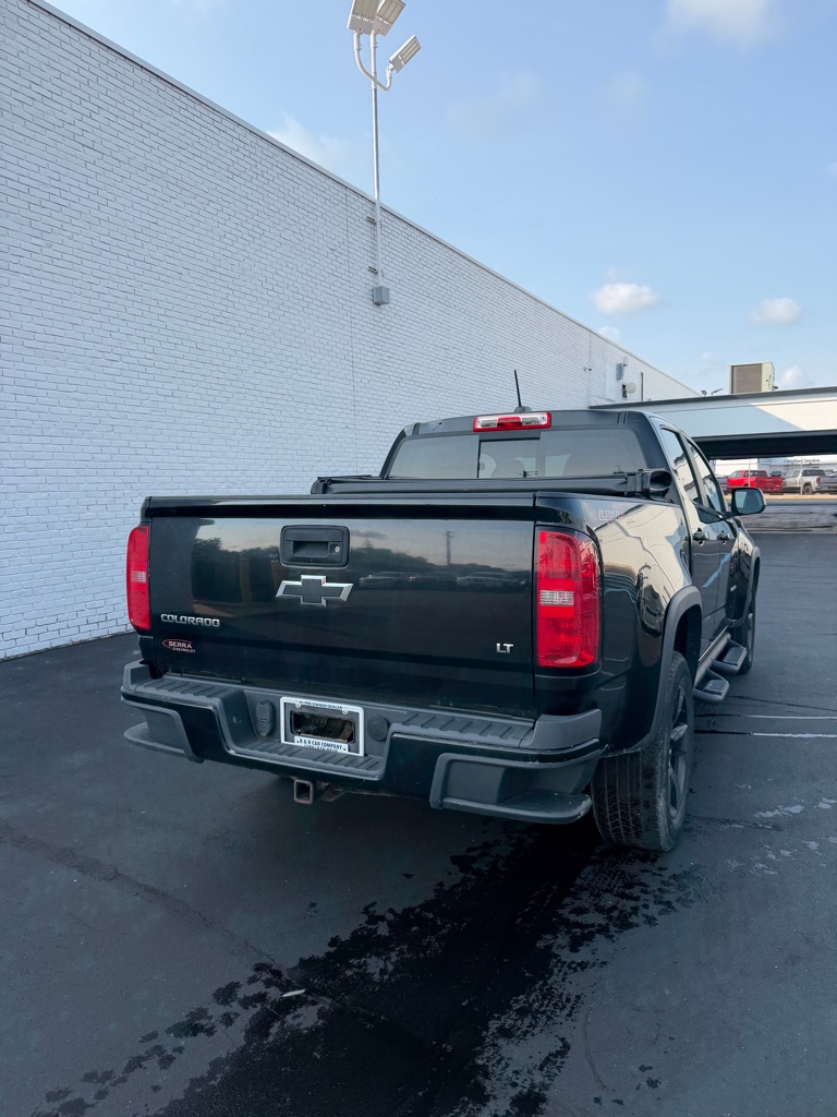Photo 5 of this CHEVROLET COLORADO