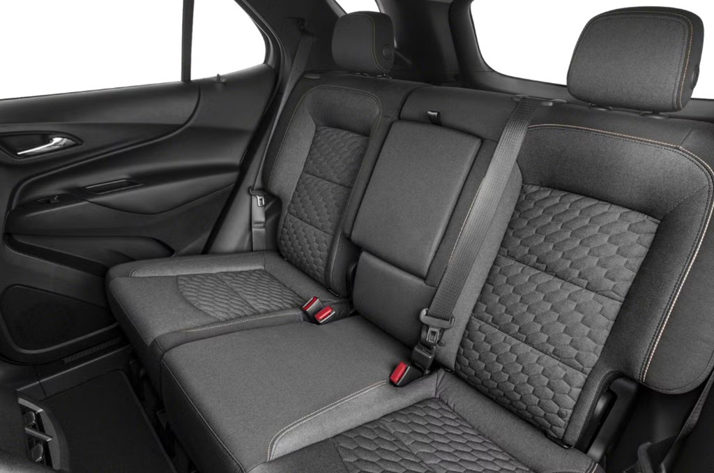 Photo 9 of this CHEVROLET EQUINOX