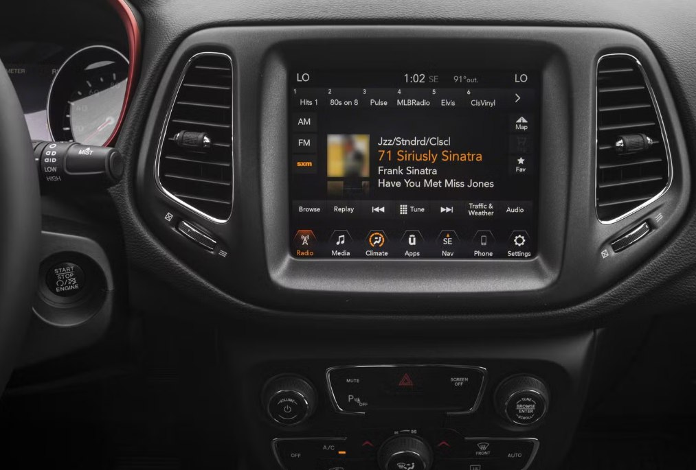 Photo 5 of this JEEP COMPASS