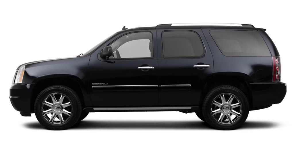 Photo 2 of this GMC YUKON