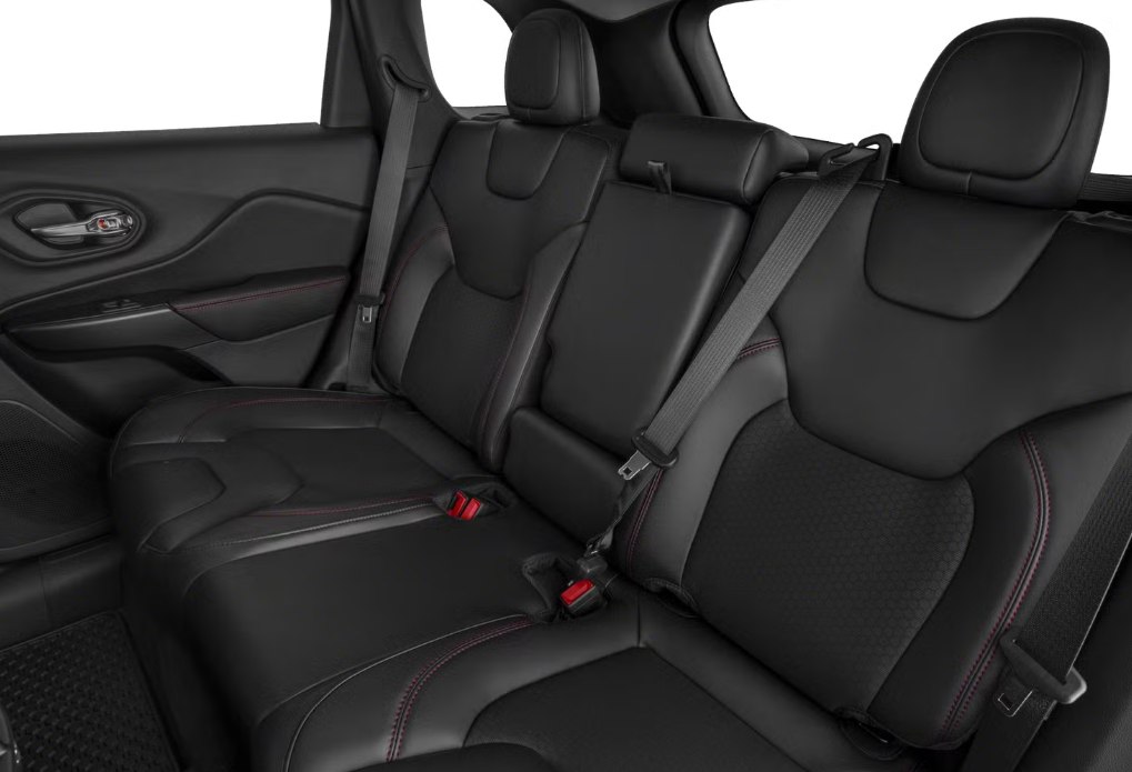 Photo 9 of this JEEP CHEROKEE
