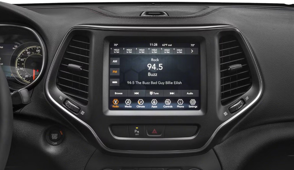 Photo 5 of this JEEP CHEROKEE