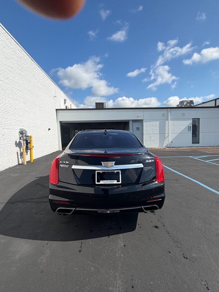 Photo 4 of this CADILLAC CTS