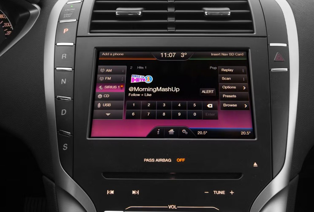 Photo 6 of this LINCOLN MKZ