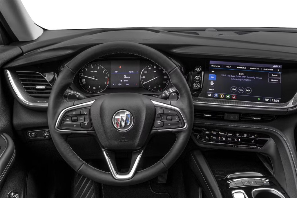 Photo 4 of this BUICK ENVISION