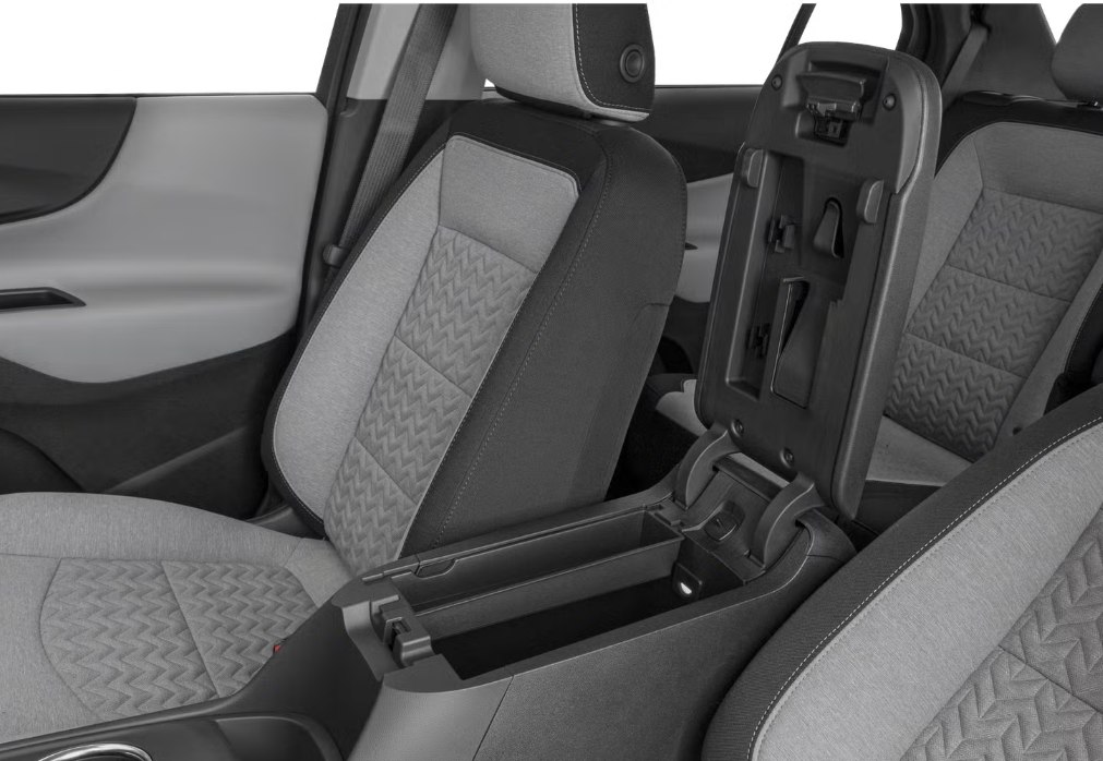 Photo 7 of this CHEVROLET EQUINOX