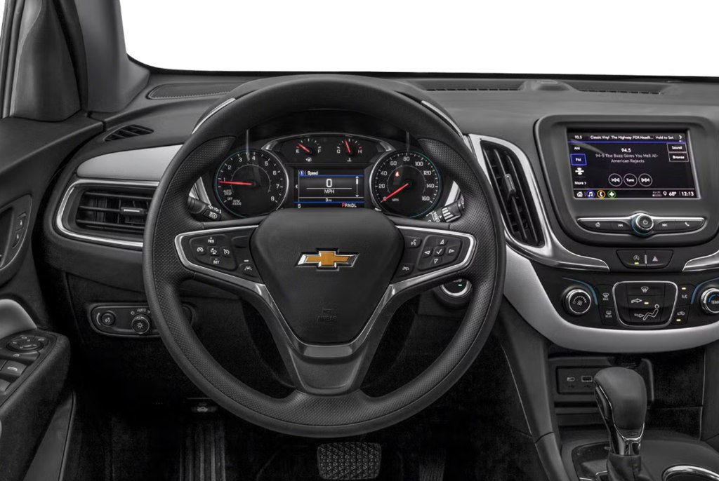 Photo 4 of this CHEVROLET EQUINOX
