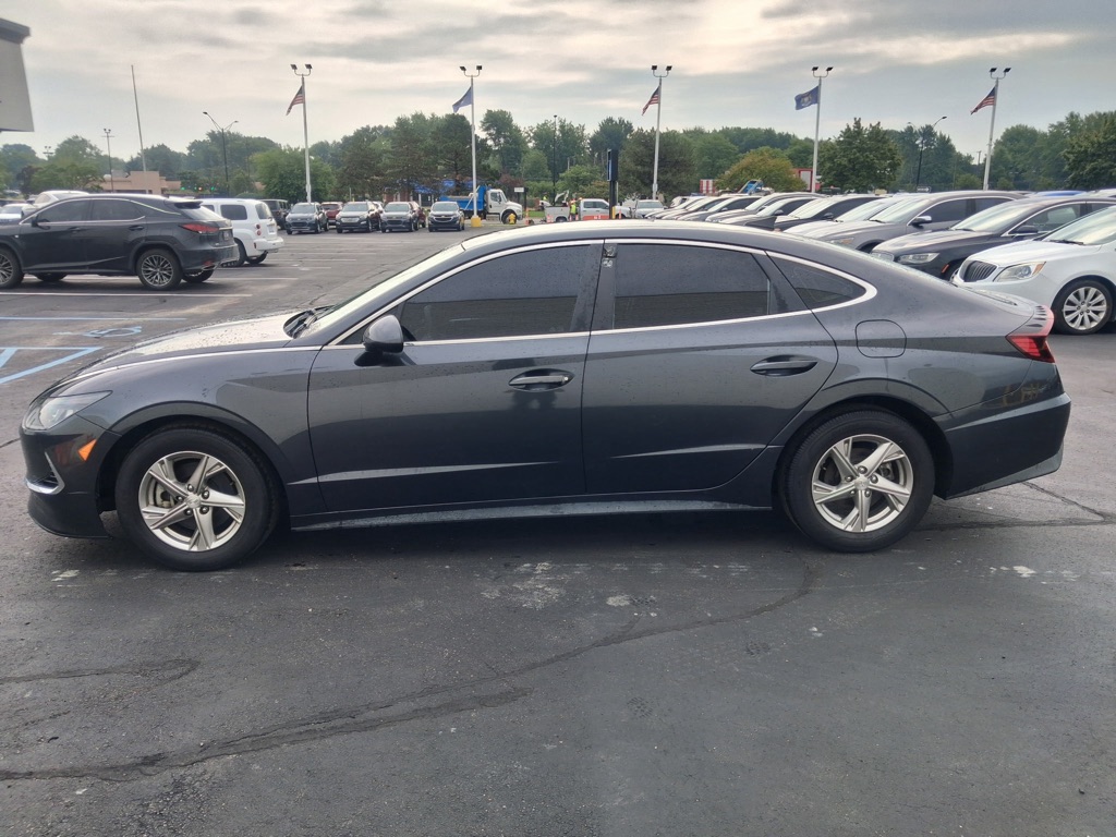 Photo 2 of this HYUNDAI SONATA