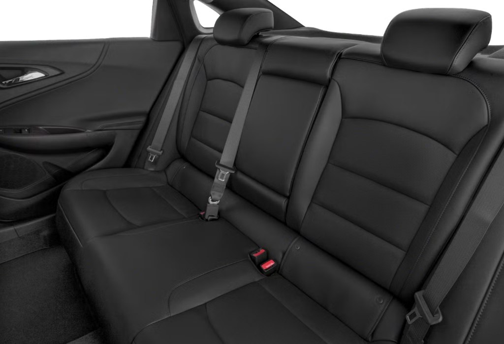 Photo 9 of this CHEVROLET MALIBU