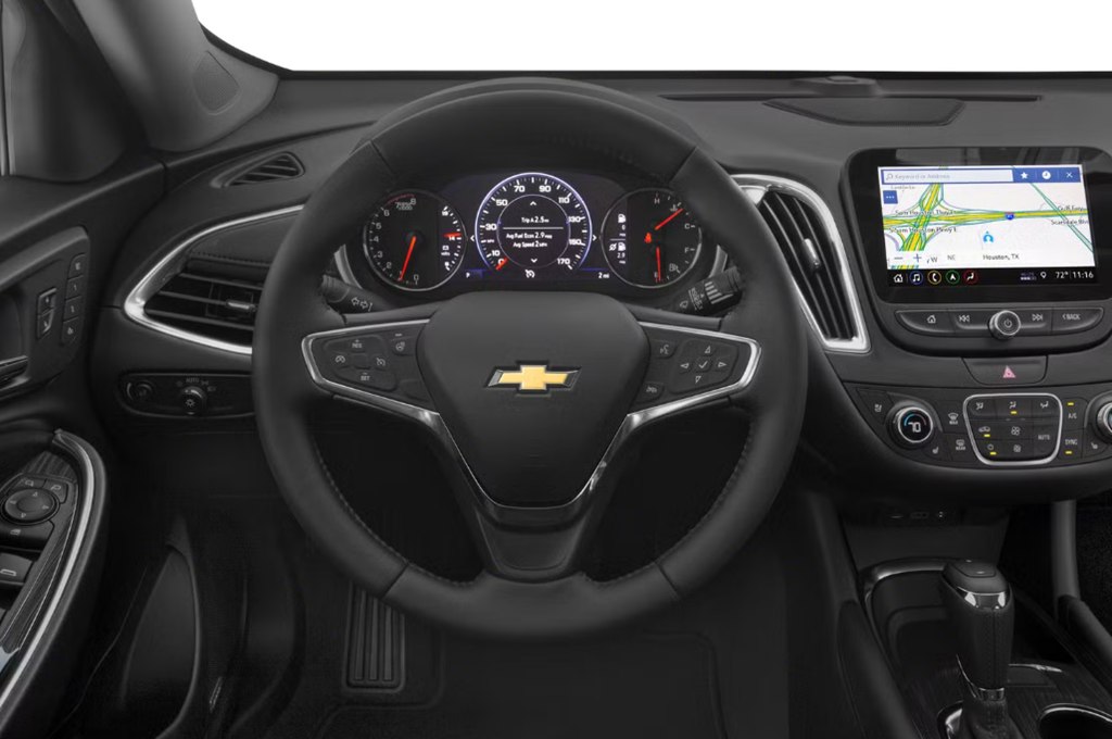 Photo 4 of this CHEVROLET MALIBU