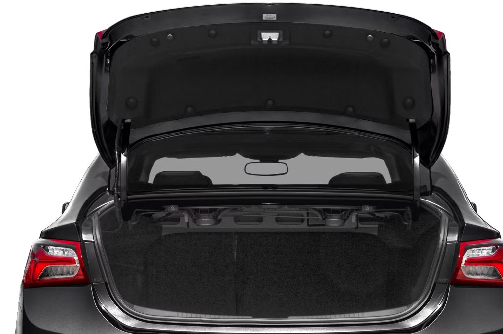 Photo 10 of this CHEVROLET MALIBU