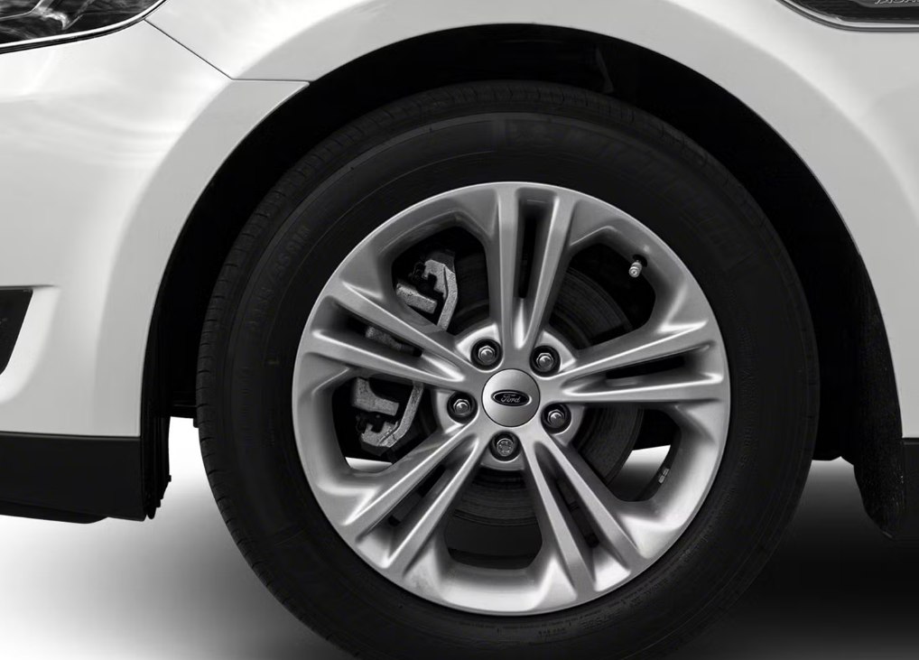 Photo 12 of this FORD TAURUS
