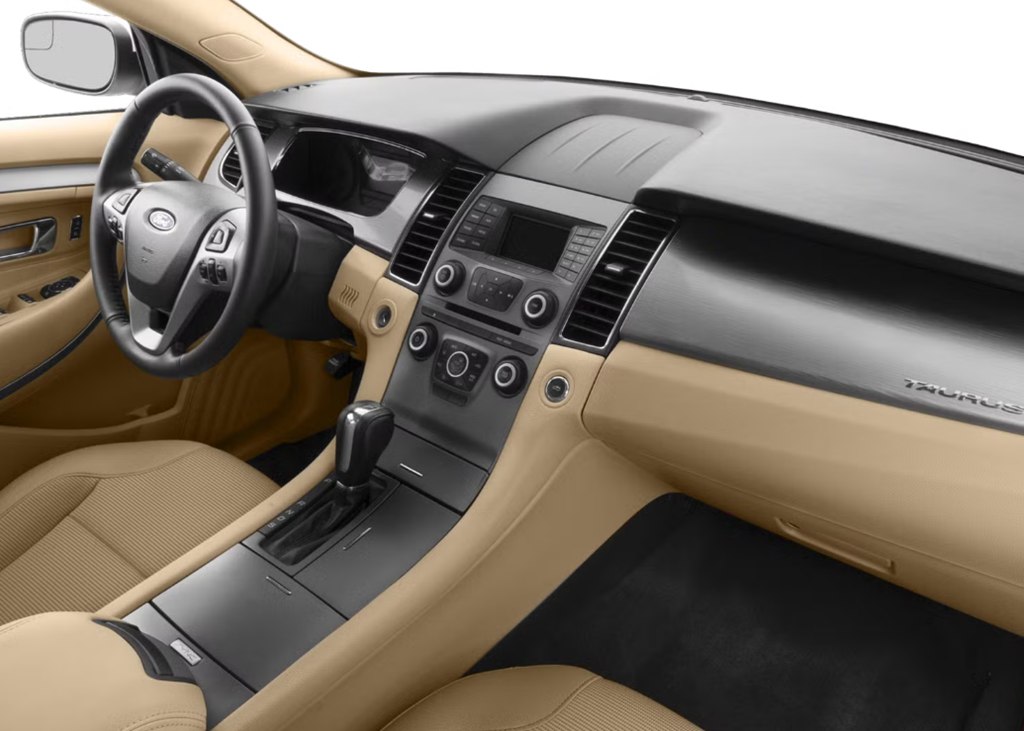 Photo 6 of this FORD TAURUS